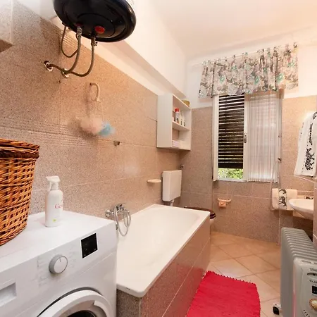 Apartment Nigra